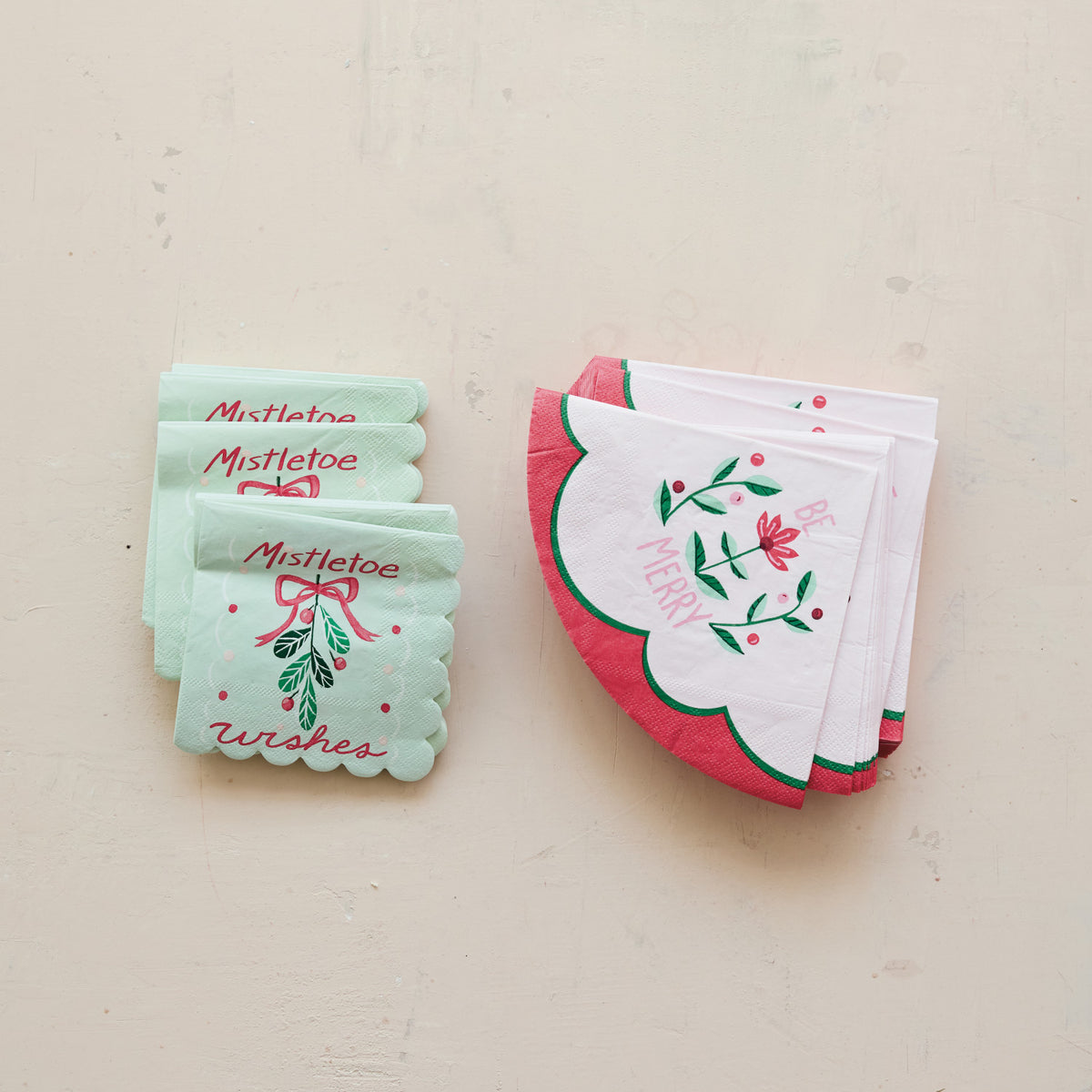 "Mistletoe Wishes" (Paper Scalloped Napkins Contains 50 Folded Pieces) ©